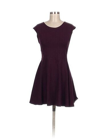Topshop Kısa Elbise %70 İndirimli.