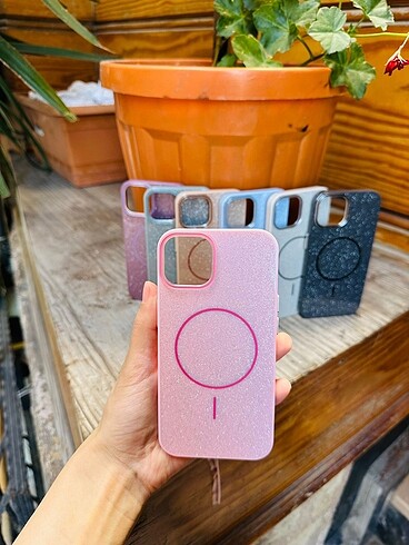 Simli megsaf özellikli kılılarımız aşırı şık duruyor telefonda