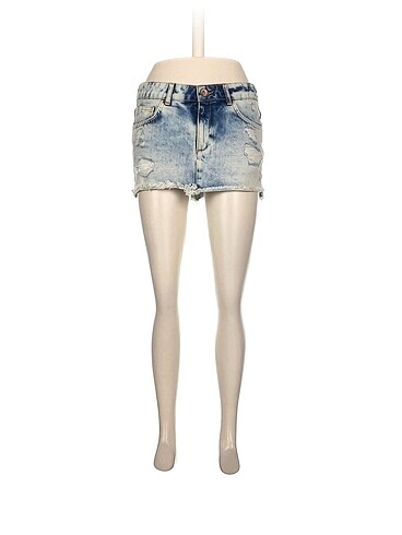 Bershka Mini Etek %70 İndirimli.