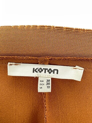 38 Beden çeşitli Renk Koton Düz Kesim %70 İndirimli.