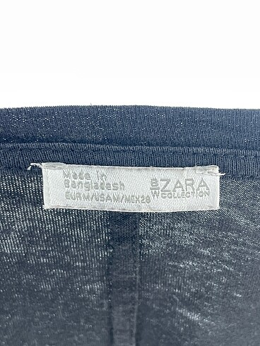 m Beden siyah Renk Zara T-shirt %70 İndirimli.