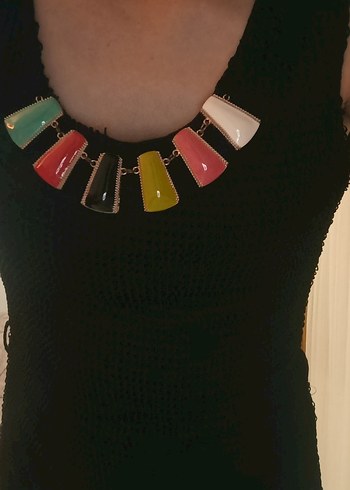 Siyah V Yakalı midi altı astarlı üstü örgülü desenli Elbise - Görsel 4