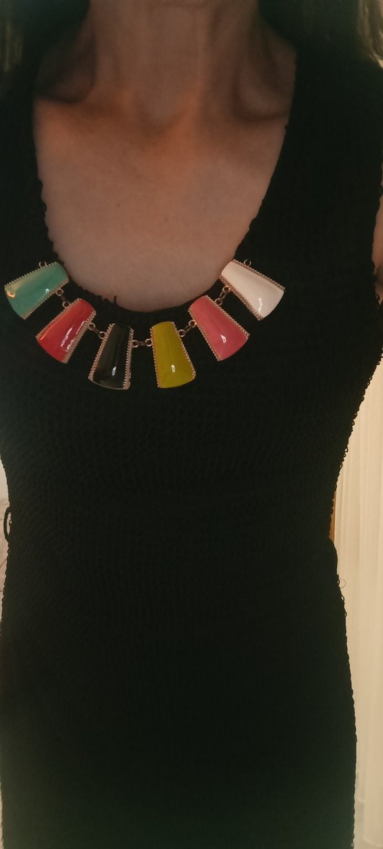 Siyah V Yakalı midi altı astarlı üstü örgülü desenli Elbise - Görsel 4