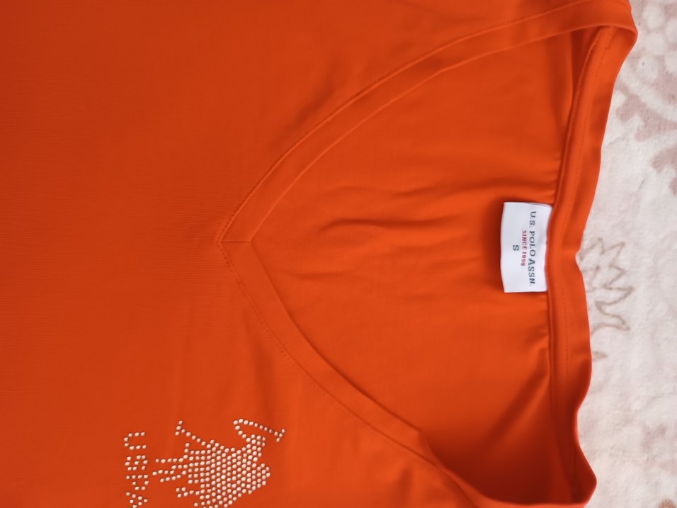 Turuncu V Yakalı Kız Polo Tişört - Görsel 2