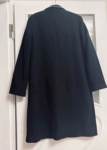 Adl Siyah Deri Detaylı Kadın Kaban - Görsel 3