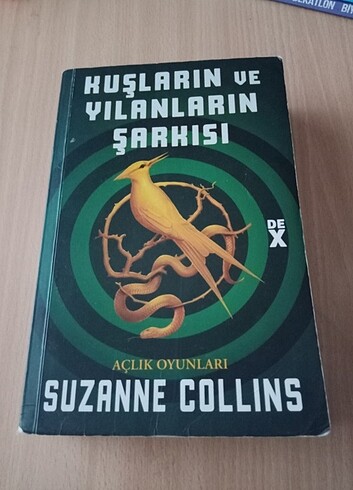  Kuşların ve yılanların şarkısı 