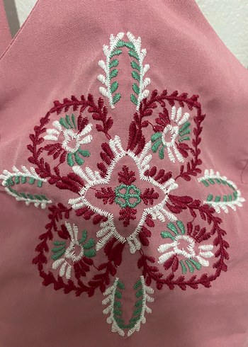 34 Beden Nakışlı Pembe Bohem Crop