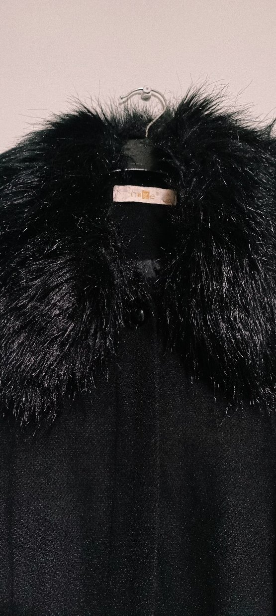 Kürk Yaka Siyah Kaban - Görsel 2