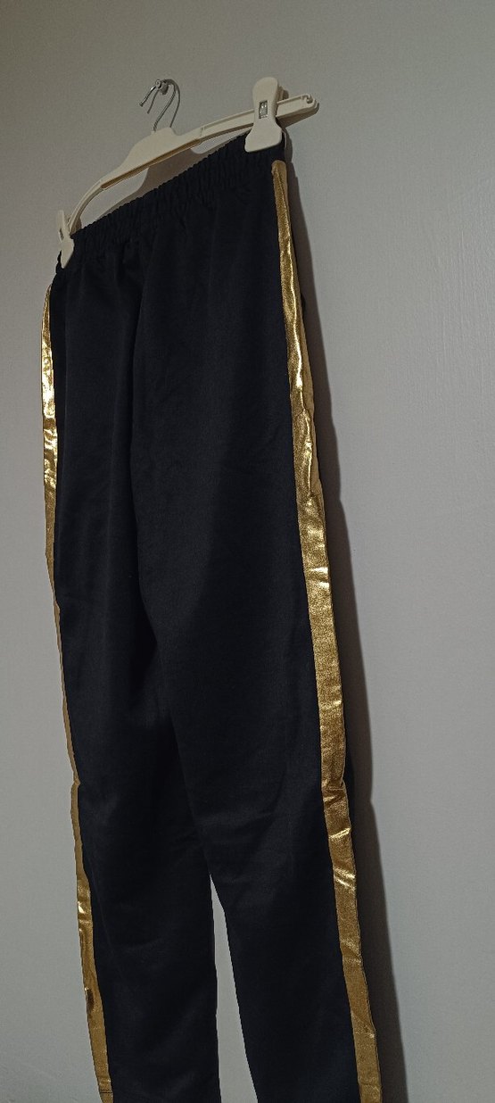 Yeni etiketli Kadın Altın Şeritli Bol Kesim Spor eşofman altı - Görsel 5