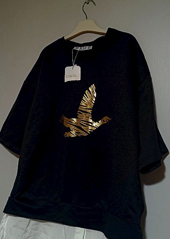 Altın Baskılı Kısa Kollu Kadın Sweatshirt - Görsel 2