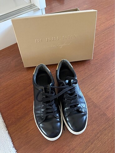 40 Beden Burberry sneaker
