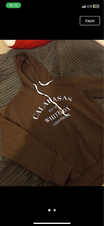 sweatshirt