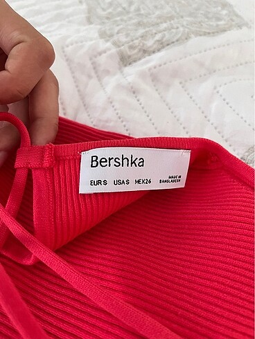 s Beden Bershka elbise