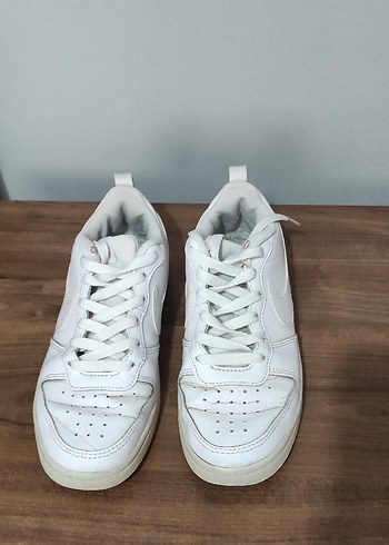 Beyaz orijinal Nike Kadın Spor Ayakkabı - Görsel 2