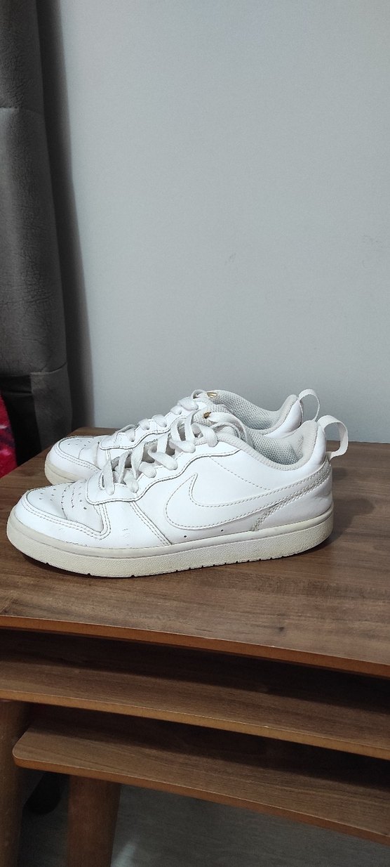 Beyaz orijinal Nike Kadın Spor Ayakkabı - Görsel 3