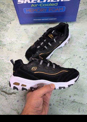Skechers Siyah Bağcıklı Spor Ayakkabı