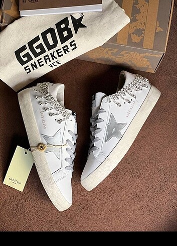 37 Beden beyaz Renk Golden Goose Halhal