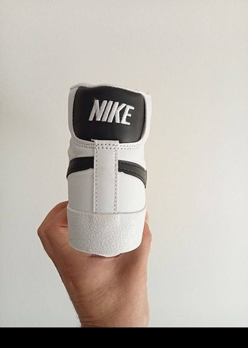 43 Beden Nike Beyaz Siyah Spor Ayakkabı