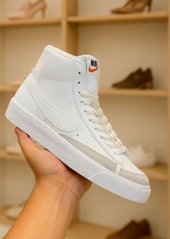 44 Beden Nike Beyaz Erkek Spor Ayakkabı