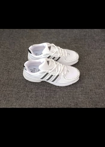 41 Beden beyaz Renk Beyaz Adidas Erkek Spor Ayakkabı