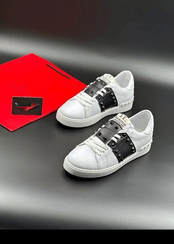 Valentino VALENTİNO