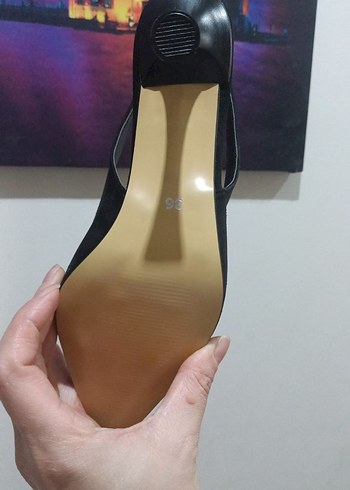 Prada Siyah Tokalı Stiletto - Görsel 4