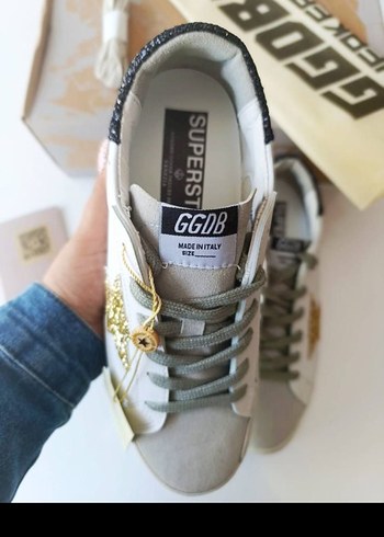 36 Beden beyaz Renk Golden Goose Deluxe