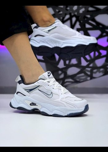 Nike Beyaz Fileli