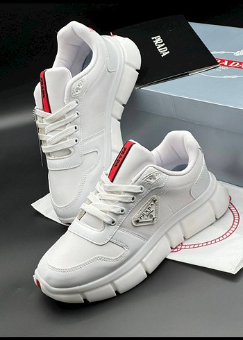 Prada Beyaz Sneaker