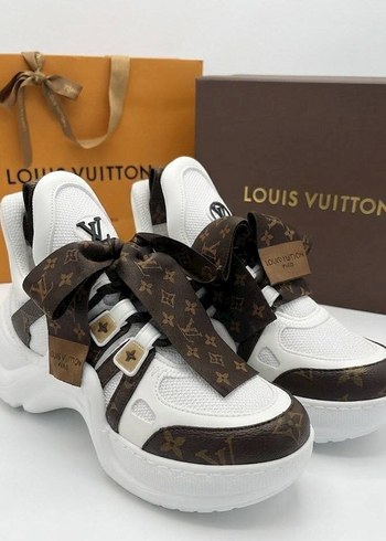 Louis Vuitton Monogramli Beyaz Sneaker