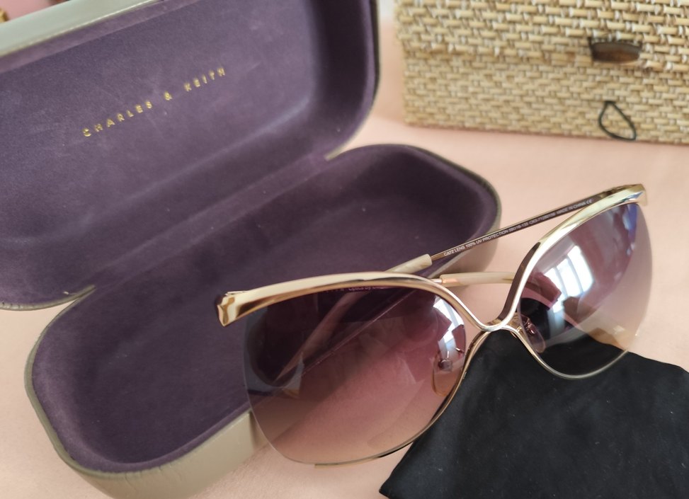 Bej Parlak Tokalı Kadın Gözlüğü - Görsel 4