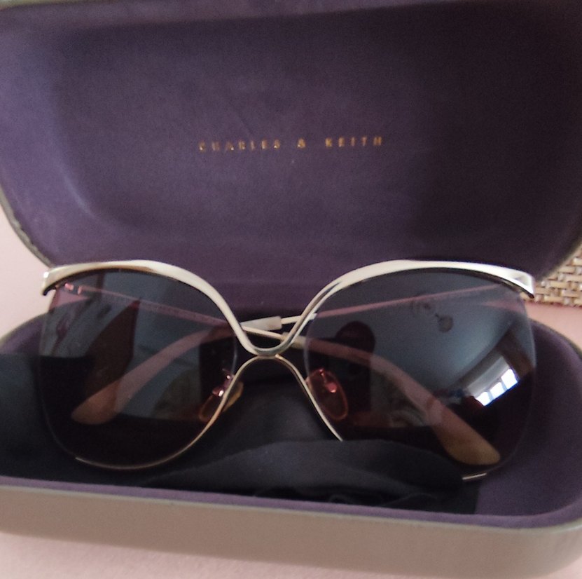 Bej Parlak Tokalı Kadın Gözlüğü - Görsel 5