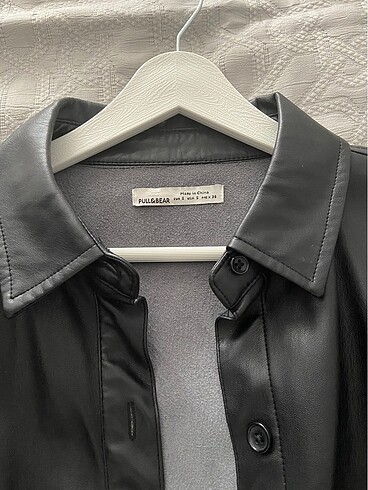 Pull and Bear Deri gömlek