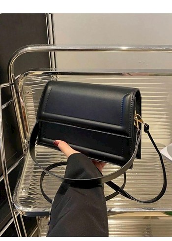 Beden Siyah Deri Kemerli Minimalist Kadın Çanta