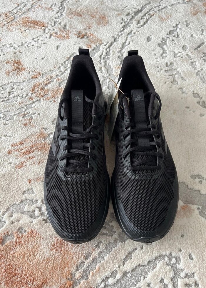 Adidas etiketli spor ayakkabı - Görsel 2