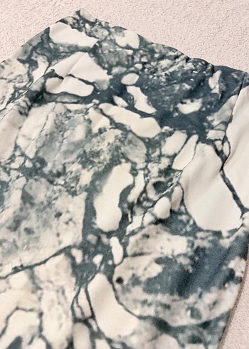 Kadın Batik Desenli Midi Etek - Görsel 3