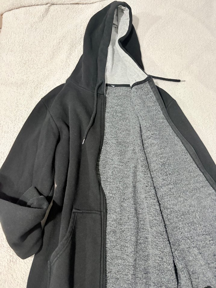 Siyah Kapüşonlu Fermuarlı Kadın Sweatshirt - Görsel 3