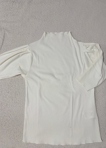 Kadın Beyaz Dik Yaka Truvakar Kollu Triko - Görsel 2