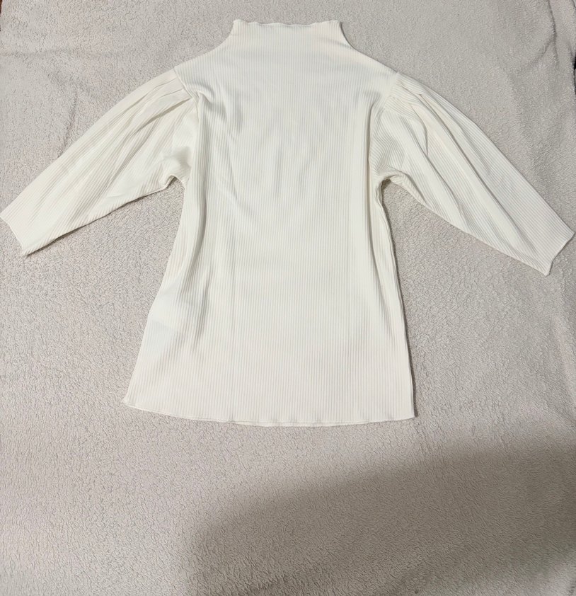 Kadın Beyaz Dik Yaka Truvakar Kollu Triko - Görsel 4