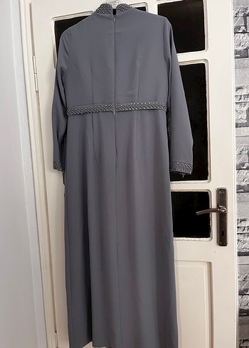 Uzun Gri Drapeli Kadın Abiye Elbise - Görsel 2