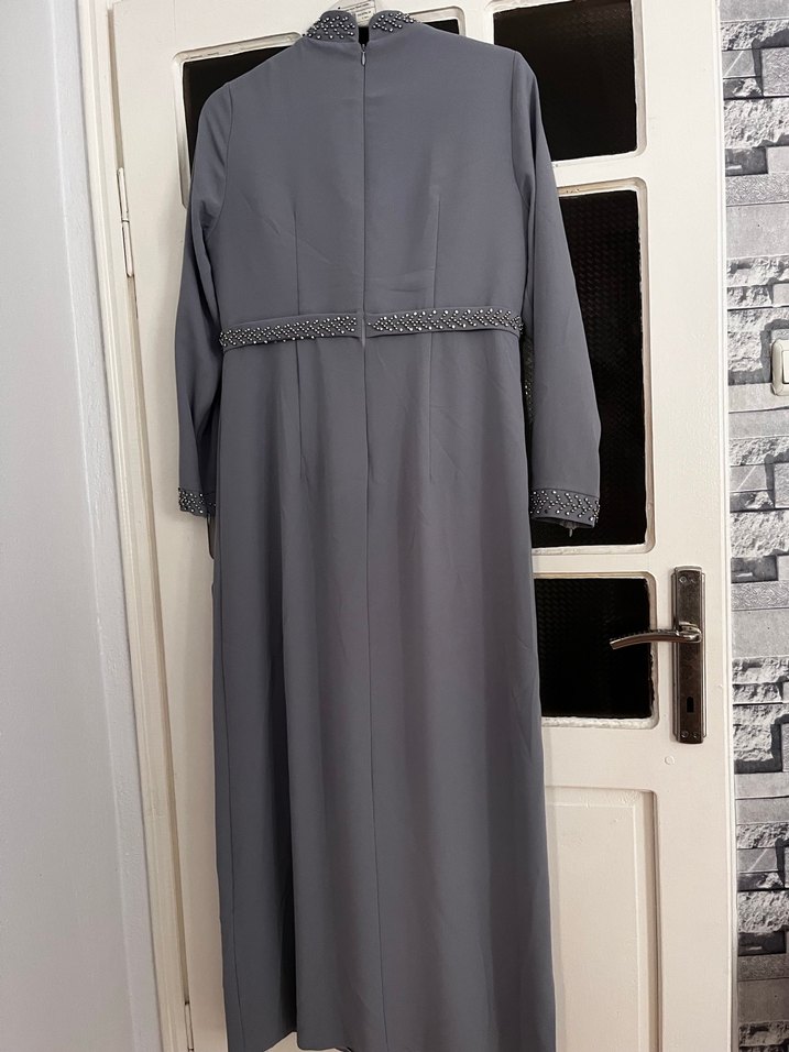 Uzun Gri Drapeli Kadın Abiye Elbise - Görsel 2