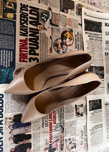 Bej Yüksek Topuklu Stiletto Kadın Ayakkabı - Görsel 2