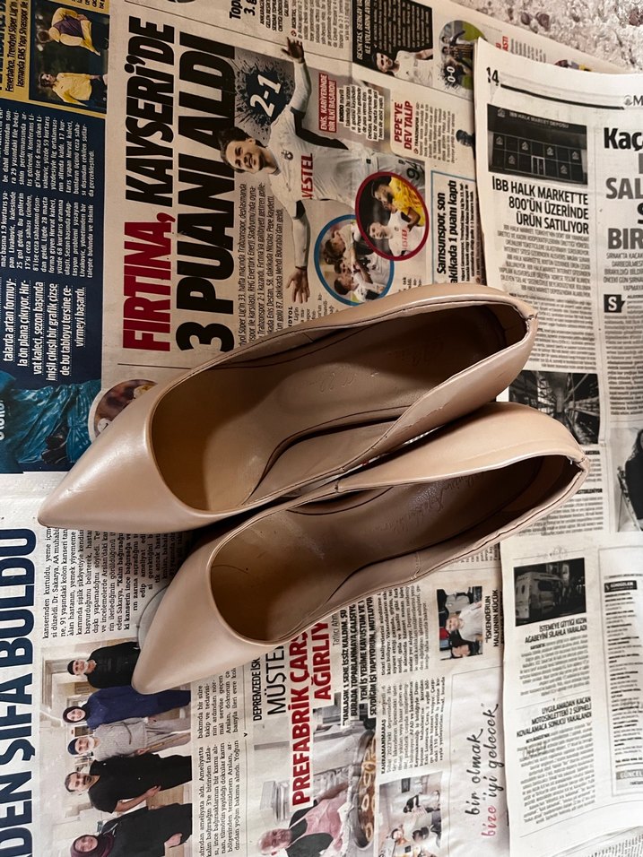 Bej Yüksek Topuklu Stiletto Kadın Ayakkabı - Görsel 2