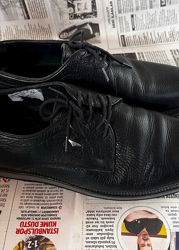 Klasik Siyah Deri Erkek Ayakkabısı - Görsel 2