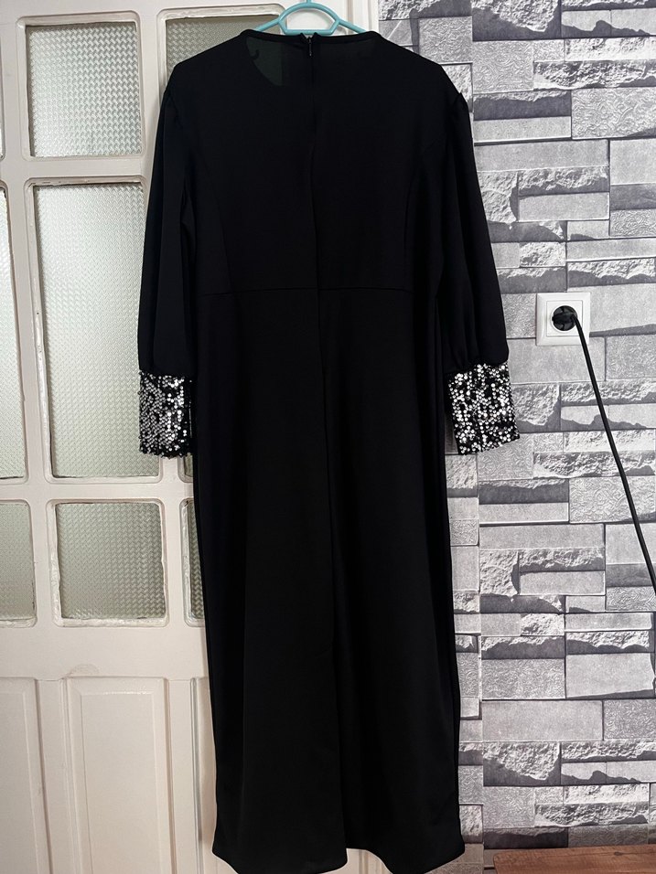 Uzun Siyah Gotik Kadın Elbise - Görsel 2