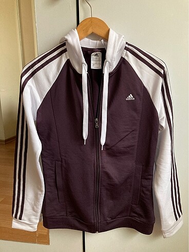 Adidas üst