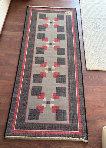 Klasik Desenli Çok Renkli Halı - Görsel 3