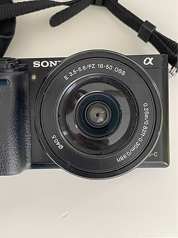 Sony Alpha 6000 aynasız fotoğraf makinası