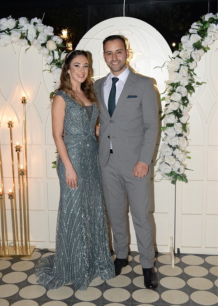 Taşlı nişan elbisesi - Görsel 3