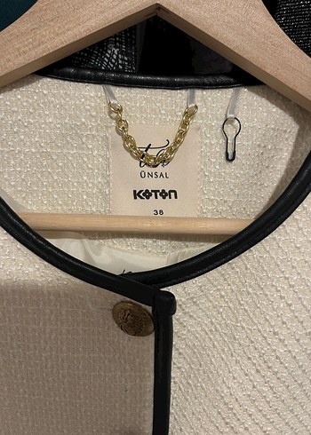 Düğmeli Beyaz Kadın Ceket- 38 Beden-Koton - Görsel 3